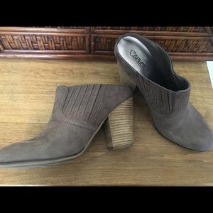 Light Brown high heeled slip on boots